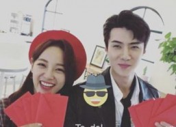 年前娱乐圈吃瓜,盘点年度大瓜，揭秘明星幕后故事